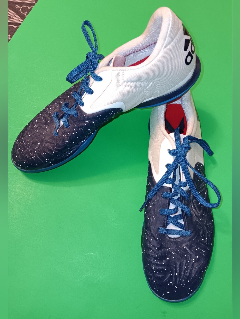 2015 Adidas X 15.2 Indoor Soccer Shoes (AQ2523) Preowned Men's Sz 8 Black/White